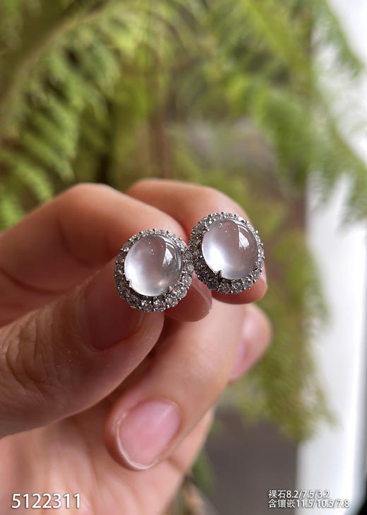 5122311，蛋面耳钉。具体价格微信咨询 商品图1