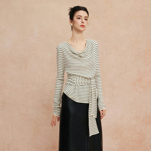 QG652斯尔丽25新款细针精纺纱线不对称收腰系带设计显高毛衫条纹上衣 商品图2