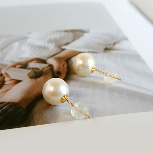 【天然正品】AU750黄金镶天然近完美约8.9MM白色珍珠耳钉8.9MM（皆取最大值）女士061125NJS24 特价：420元 商品图6