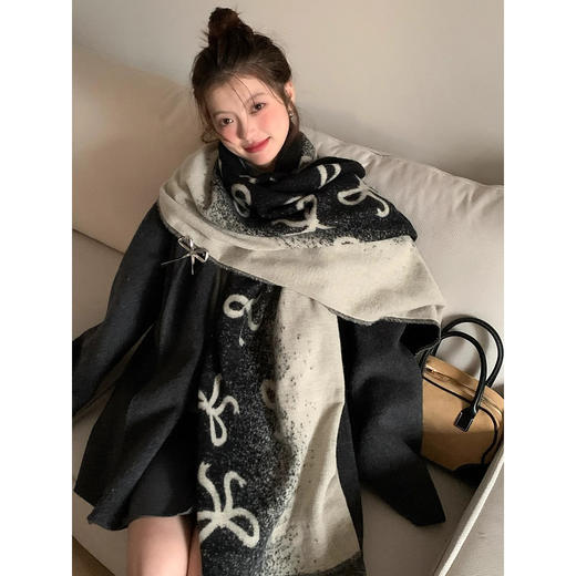 【YW】无忧购韩版加厚蝴蝶结针织围巾女2025秋冬季高级感保暖护颈围脖披肩两用（截单后3-5天发货) 商品图1