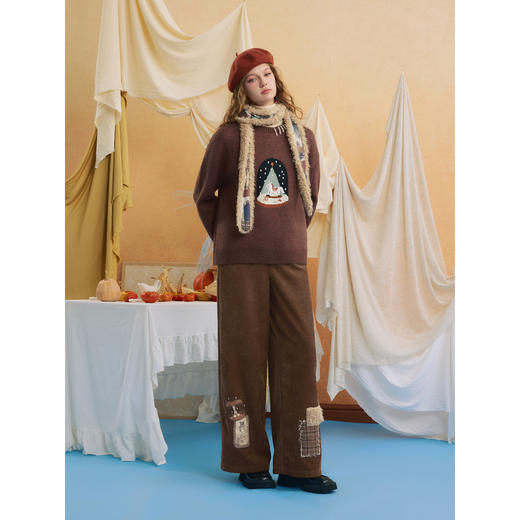 两三事 圣诞甜梦 2025冬季新款复古木马刺绣穿绳圆领套头毛衣女 商品图3