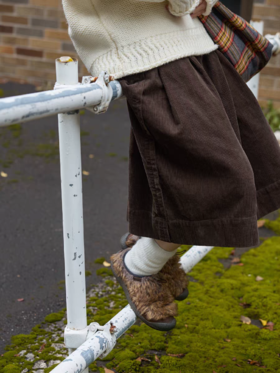 步履不停/5D45067C/半松紧巧克力棕灯芯绒六分裙裤