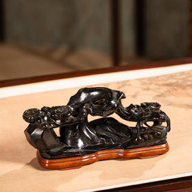 清	紫檀木雕梅花纹山子摆件（黄杨木座）