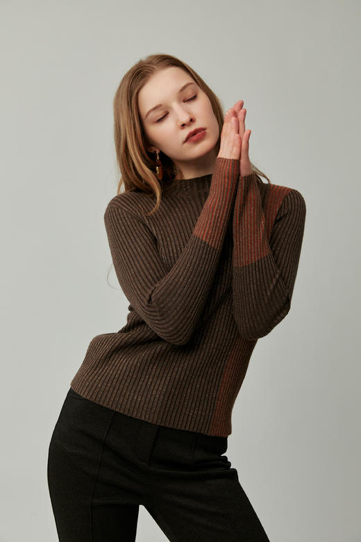 SAFICOO 优雅女人 复古气质型打底毛衫 商品图3