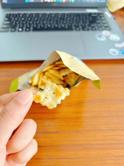 沪上阿姨香脆苏打饼干 商品图2