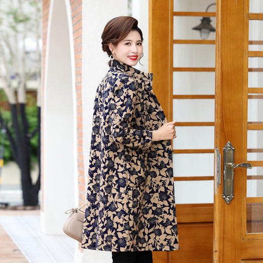 妈妈装秋冬风衣中长款时尚大码女装加绒外套中老年洋气保暖女上衣 商品图2