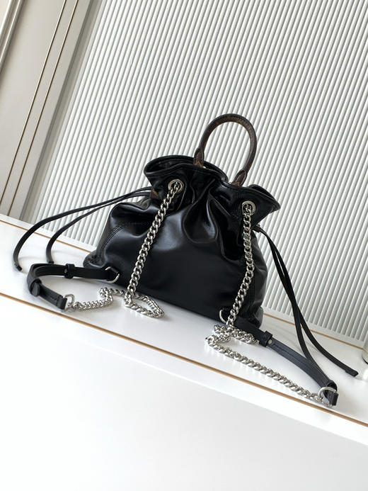 秋冬特惠💰1530 渠道级LV【全钢五金 MB163c01变码芯片】te级LV 全套包装 M25522黑色 LV Vibe 系列推出Off Duty双肩包 商品图2