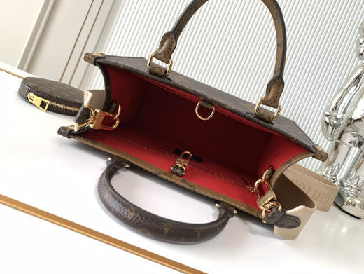 秋冬特惠💰1170 渠道级LV【全钢五金 MB163c01变码芯片】te级LV 全套包装 M46373 本款 OnTheGo小号手袋 商品图7