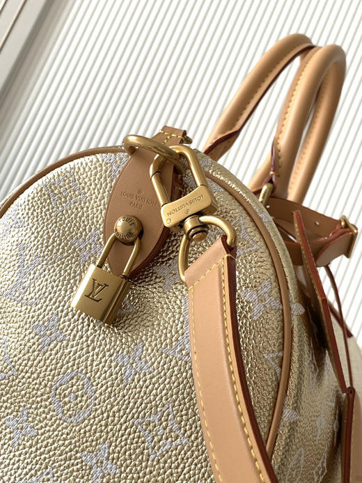 秋冬特惠💰1670 渠道级LV【全钢五金 MB163c01变码芯片】te级LV 全套包装 M14064金色 本款Speedy P9 Bandoulière30手袋 商品图6