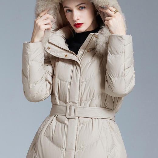 「高货kbnq」全新升级【铂金会员947/天猫1279/差价332】(14132)洛诗琳气质连帽羽绒服2025冬季长款过膝加厚保暖外套 商品图4