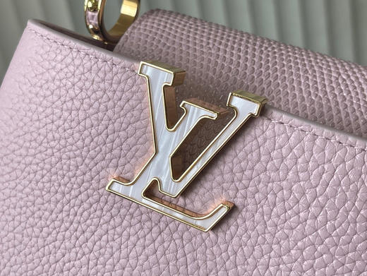 秋冬特惠💰1600 渠道级LV 新品 te级LV 动态芯片 M25611/M48865蜥蜴贝母珍珠链条 本款手袋 商品图3