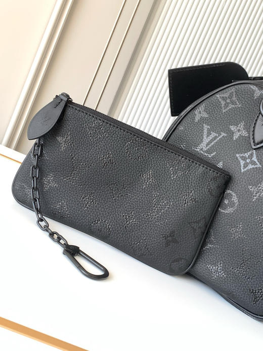 秋冬特惠💰1670 渠道级LV【全钢五金 MB163c01变码芯片】te级LV 全套包装 M13904黑色 本款Speedy P9 Bandoulière30手袋 商品图5