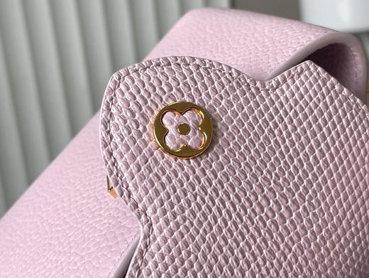 秋冬特惠💰1600 渠道级LV 新品 te级LV 动态芯片 M25611/M48865蜥蜴贝母珍珠链条 本款手袋 商品图5