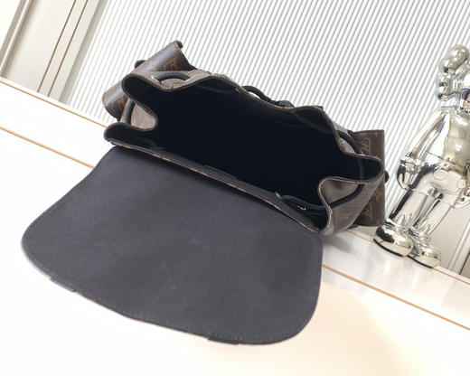 秋冬特惠💰1500 渠道级LV【全钢五金 MB163c01变码芯片】te级LV 全套包装 M43735老花 
 多功能Christopher 双肩包 商品图7