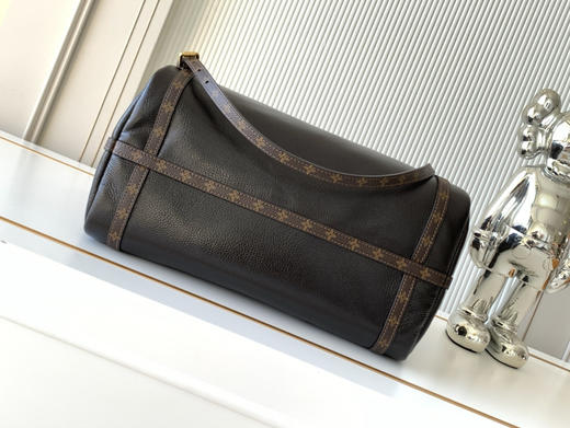 秋冬特惠💰1590 渠道级LV【全钢五金 MB163c01变码芯片】te级LV 全套包装 M26359油蜡皮深咖色 本季 Express 中号手袋 商品图3