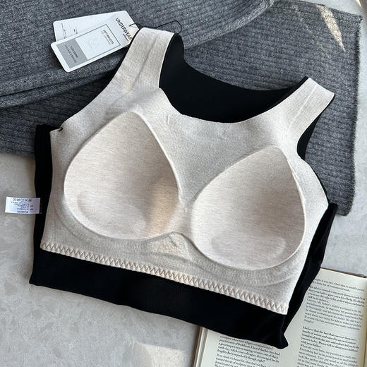 官网690！爱家免穿文胸山羊绒桑蚕丝一体绒保暖背 固定杯双面磨毛带胸垫打底心女 商品图12