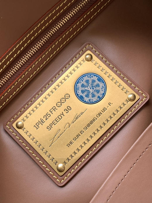 秋冬特惠💰1670 渠道级LV【全钢五金 MB163c01变码芯片】te级LV 全套包装 M15242黄色棕 本款Speedy P9 Bandoulière30手袋 商品图8