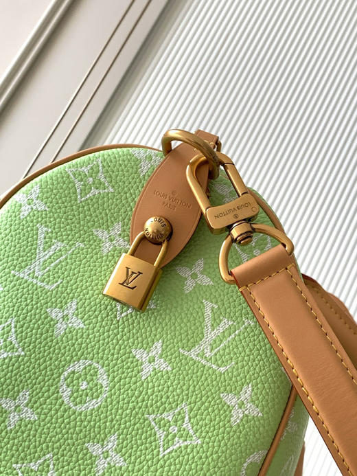 秋冬特惠💰1670 渠道级LV【全钢五金 MB163c01变码芯片】te级LV 全套包装 M14064柠檬绿 本款Speedy P9 Bandoulière30手袋 商品图6
