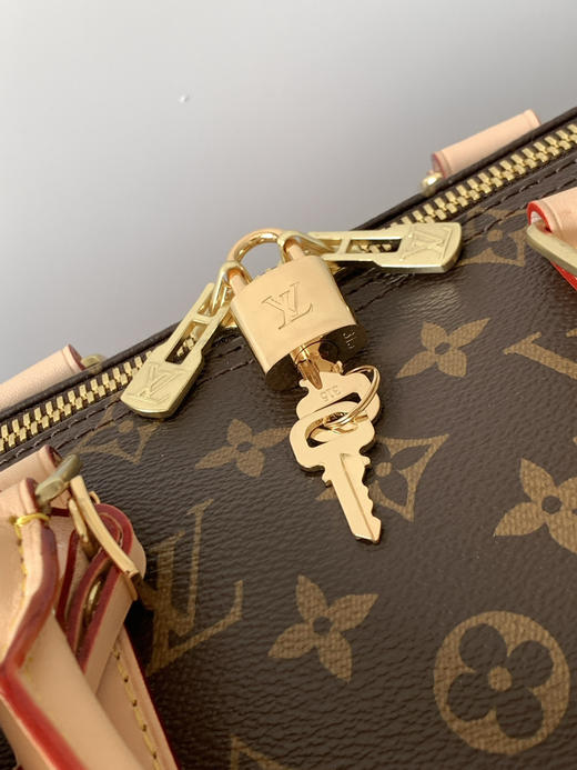 秋冬特惠💰中号45cm💰1480 大号50cm💰1580 特大号55cm💰1680 渠道级LV【全钢五金 MB163c01变码芯片】M41418 M41416 M41414老花旅行手提包 商品图4