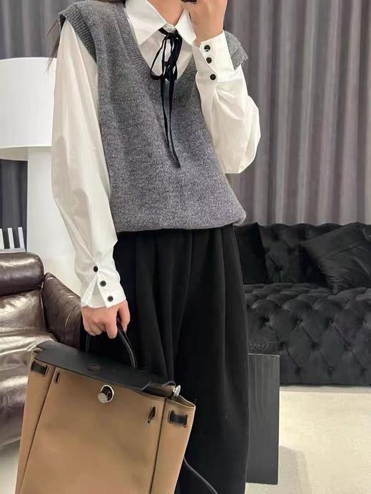 【韩系毛衣】（样衣微微脏）Z022假两件针织拼衬衫毛衣-喜出 商品图1