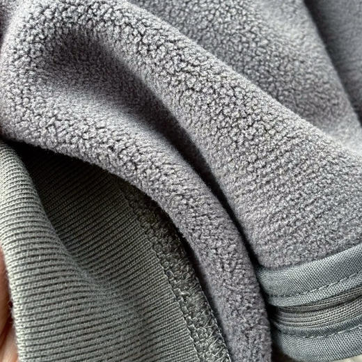 Pr@da，男士侧口袋棉质加绒卫裤。   灰色。黑色 商品图10