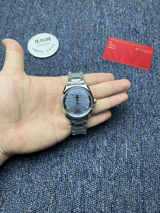 欧米茄VS海马150米系列 柚木蓝 小蓝针 6点位日历 Aqua Terra 150米腕表 8900一体机 男士腕表 表径41mm 商品图8