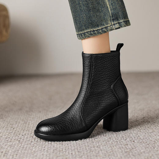 【预售5天】英伦风厚底马丁靴女真皮粗跟大码靴新款秋冬季高跟短靴KL717 商品图2