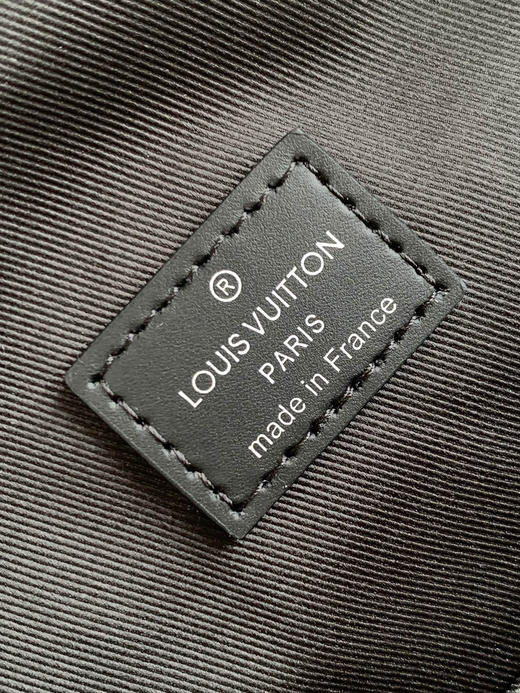 秋冬特惠💰1200 渠道级LV【全钢五金 MB163c01变码芯片】te级LV 全套包装 M45302黑格 本款 Avenue 单肩包 商品图8