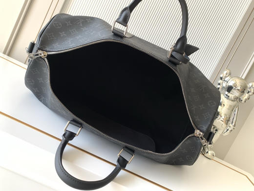 秋冬特惠💰中号45cm💰1430 大号50cm💰1530 特大号55cm💰1630 渠道级LV【精钢五金 MB163c01变码芯片】M40569 M40568 M40605黑花旅行手提包 商品图7