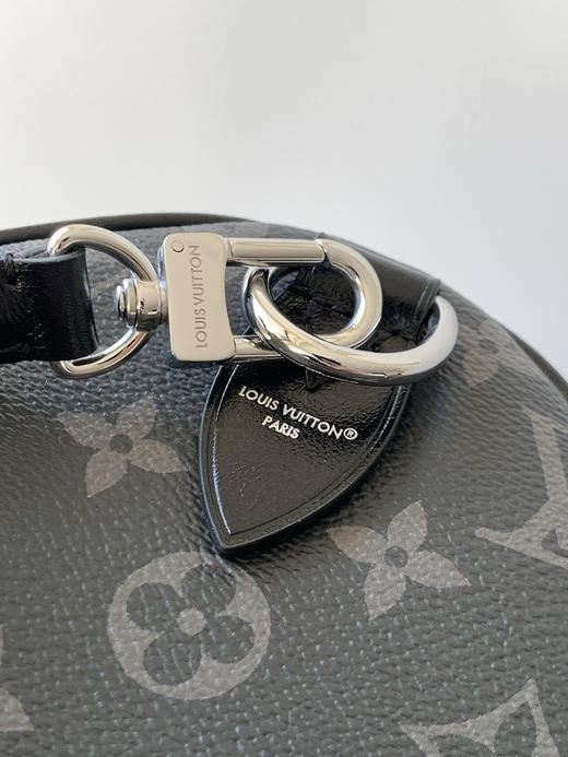 秋冬特惠💰1400 渠道级LV【全钢五金 MB163c01变码芯片】te级LV 全套包装 M15102黑花 本款 Speedy Soft 30 手袋出自 LV Ski 系列 商品图6