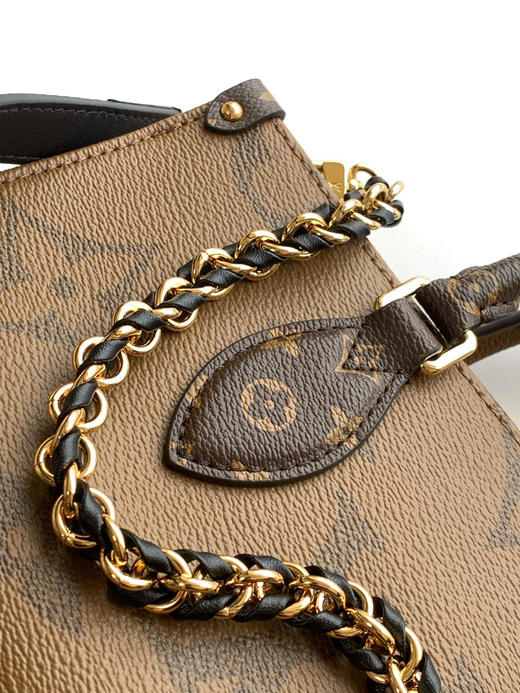 秋冬特惠💰1240 渠道级LV【全钢五金 MB163c01变码芯片】te级LV 全套包装 M14236 本款 OnTheGo East West 手袋 商品图4