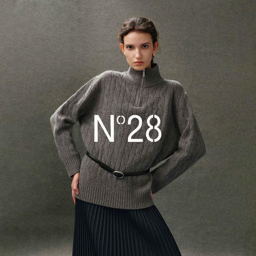 N°28 半高领毛衣女2025新款秋季高级感绞花针织衫上衣895392M104 商品图1