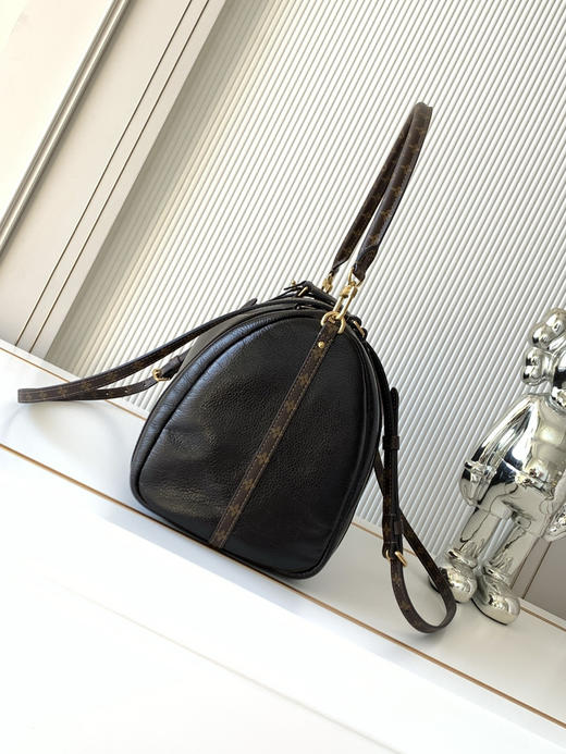 秋冬特惠💰1590 渠道级LV【全钢五金 MB163c01变码芯片】te级LV 全套包装 M26359油蜡皮深咖色 本季 Express 中号手袋 商品图1