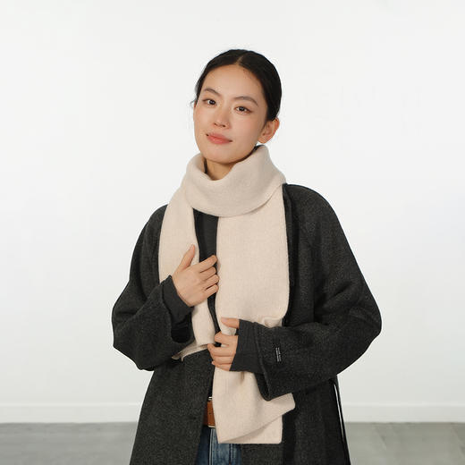 【礼物季】全羊毛纯色女围巾-纪念日百货门店同款166595294 商品图0