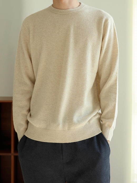 【冬季穿搭万金油  一件顶三件的羊绒衫】男士羊绒衫  100%羊绒面料  亲肤柔软又保暖  款式简约大方  上身稳重有型  给老公、老爸十足关爱~ 商品图2