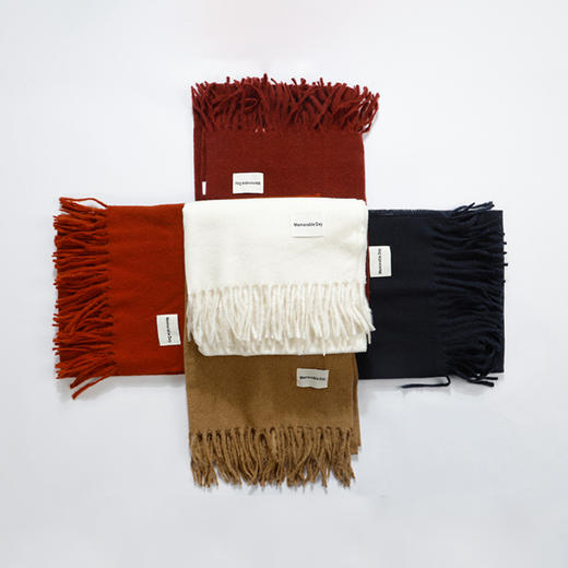 质感净色百搭经典款围巾-纪念日百货门店同款166195442 商品图1