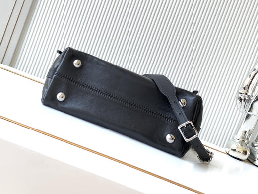 秋冬特惠💰1290 渠道级LV【全钢五金 MB163c01变码芯片】te级LV 全套包装 M12888黑色羊皮 商品图3