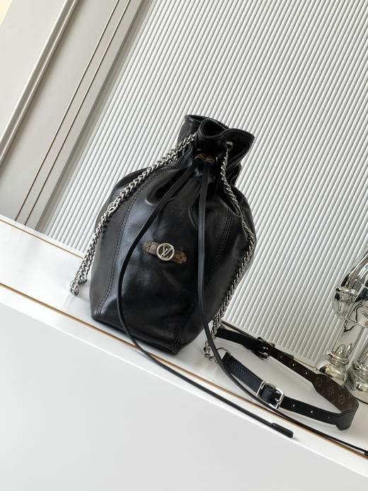 秋冬特惠💰1630 渠道级LV【全钢五金 MB163c01变码芯片】te级LV 全套包装 M25545黑色 Off Duty中号手袋出自LVVibe系列 商品图1