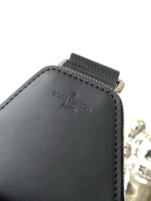 秋冬特惠💰1200 渠道级LV【全钢五金 MB163c01变码芯片】te级LV 全套包装 M46327老花 本款 Avenue 单肩包 商品图5