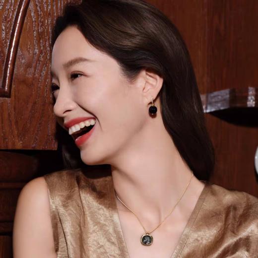 2楼Fellala/翡拉拉「天马」系列吊坠耳环高级奢首饰货号925429105吊牌价899现价809 商品图2