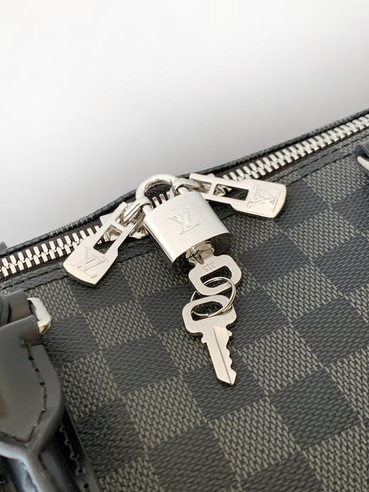 秋冬特惠💰中号45cm💰1430 大号50cm💰1530 特大号55cm💰1630 渠道级LV【精钢五金 MB163c01变码芯片】M41418 M41416 M41414黑格旅行手提包 商品图4