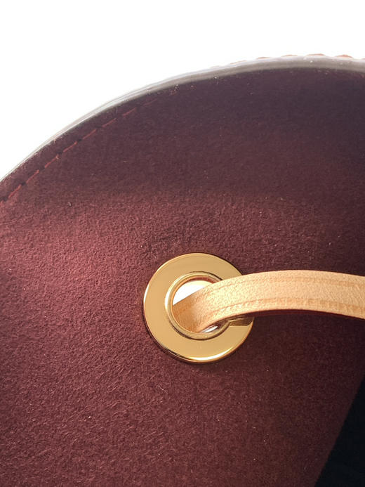 秋冬特惠💰1200 渠道级LV【全钢五金 MB163c01变码芯片】te级LV 全套包装 M46581老花 迷你水桶包系列 NÉONOÉ BB手袋 商品图8