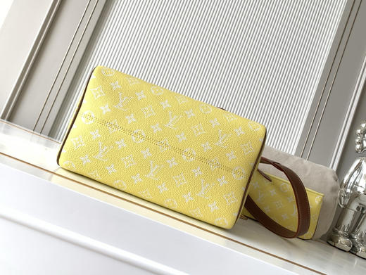 秋冬特惠💰1670 渠道级LV【全钢五金 MB163c01变码芯片】te级LV 全套包装 M15242黄色棕 本款Speedy P9 Bandoulière30手袋 商品图3