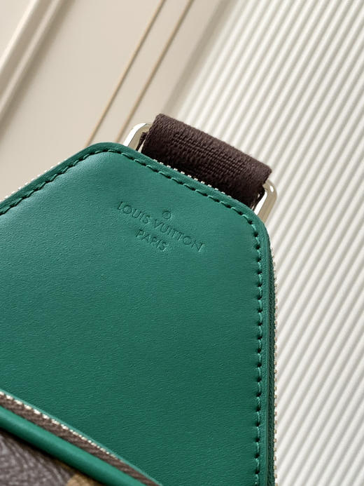 秋冬特惠💰1190 渠道级LV 【全钢五金 MB163c01变码芯片】te级LV 全套包装 M12734老花绿 本款 LV Trail 邮差包 商品图5