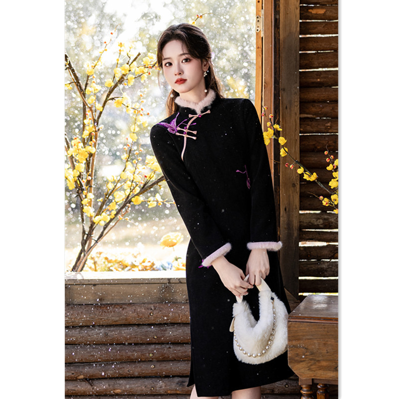 【预售5天】加绒加厚冬装国风新中式长袖旗袍改良年轻款复古旗袍13541