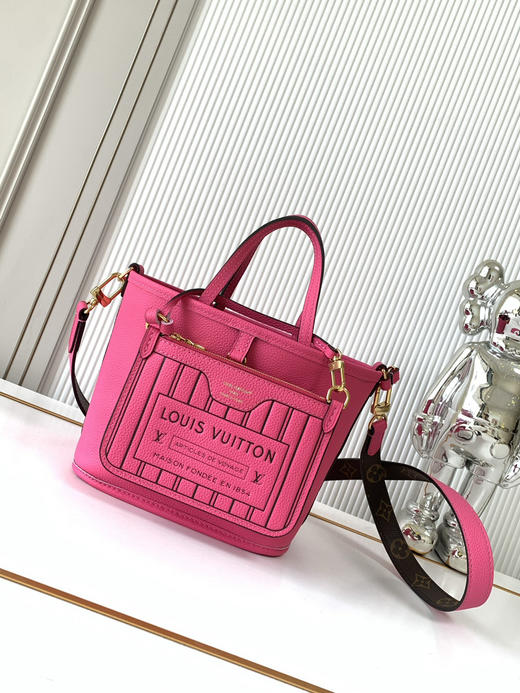 秋冬特惠💰1380 渠道级LV【全钢五金 变码芯片】te级LV 全套包装 M12106 老花玫红 Neverfull Bandoulière Inside Out BB手袋 商品图8