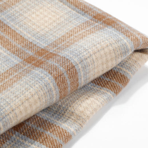 淡系格纹简约围巾-纪念日百货门店同款165200529 商品图1