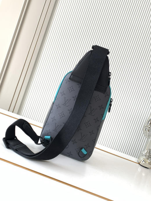 秋冬特惠💰1180 渠道级LV【A钢五金 MB163c01变码芯片】te级LV 全套包装 M11703灰花 本款 Avenue 小号单肩包 商品图2