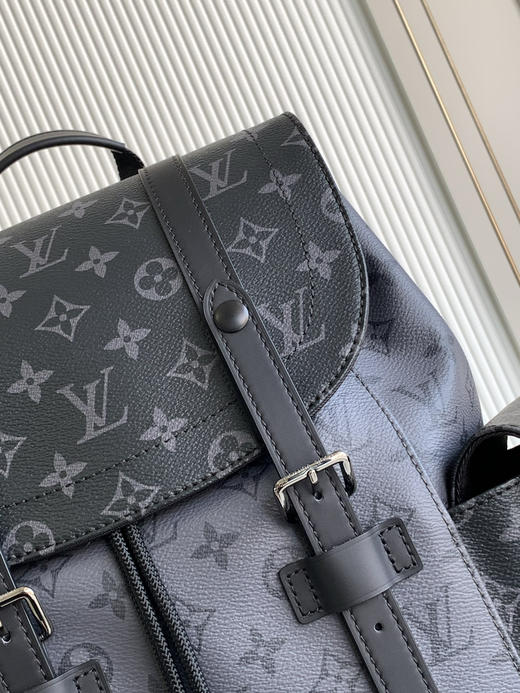 秋冬特惠💰1570 渠道级LV【全钢五金 MB163c01变码芯片】te级LV 全套包装 M45419黑拼灰花 本款Christopher中号双肩包 商品图4