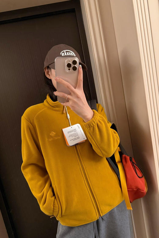 升级男女同款750—900G奥利绒加厚外套 商品图3